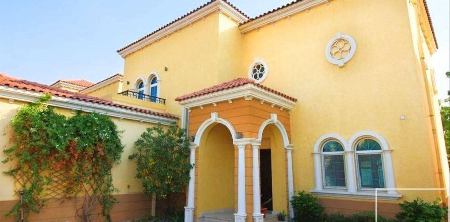 Vilë në Jumeirah Park, Dubai, Emiratet e Bashkuara Arabe 3 dhoma gjumi, 680 m2. № 680931