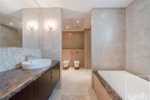 Vilë në Jumeirah Park, Dubai, Emiratet e Bashkuara Arabe 3 dhoma gjumi, 680 m2. № 680931 - Foto 8