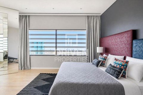Kattohuoneisto DIFC, Dubai, Arabiemiraatit 4 makuuhuonetta, 858.52 m2 № 761887 - kuva 10