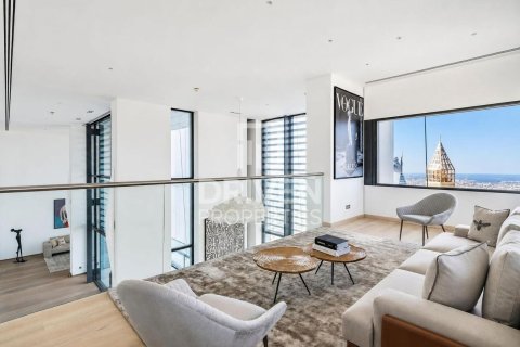 Kattohuoneisto DIFC, Dubai, Arabiemiraatit 4 makuuhuonetta, 858.52 m2 № 761887 - kuva 2