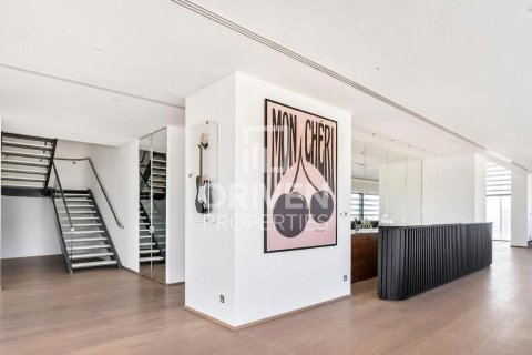 Kattohuoneisto DIFC, Dubai, Arabiemiraatit 4 makuuhuonetta, 858.52 m2 № 761887 - kuva 3