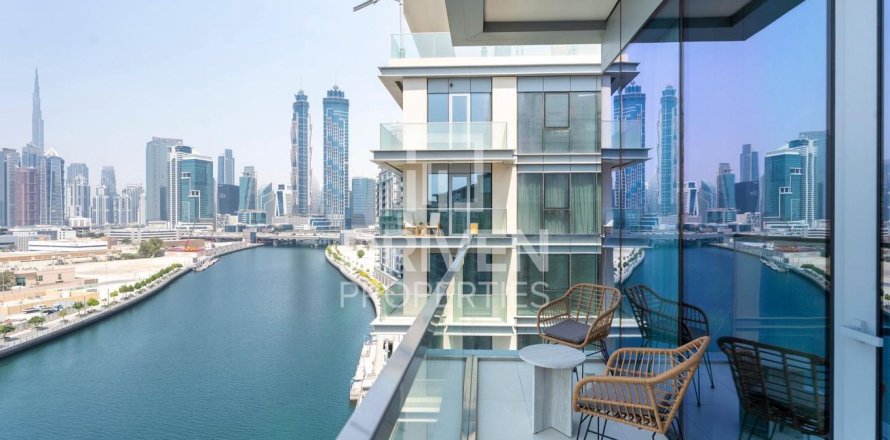 Apartment in Al Wasl, Dubai, UAE 3 bedrooms, 187 sq.m. № 683996