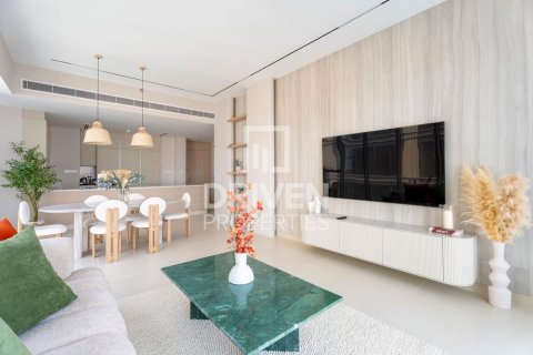 Apartment in Al Wasl, Dubai, UAE 3 bedrooms, 187 sq.m. № 683996 - photo 6