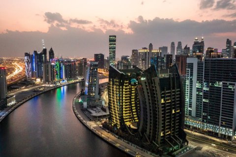 Apartman u DaVinci Tower u Business Bay, Dubai, UAE 2 spavaćih soba Br. 704882