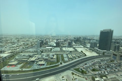Office in Sheikh Zayed Road, Dubai, UAE 186.1 sq.m. № 624250 - photo 14