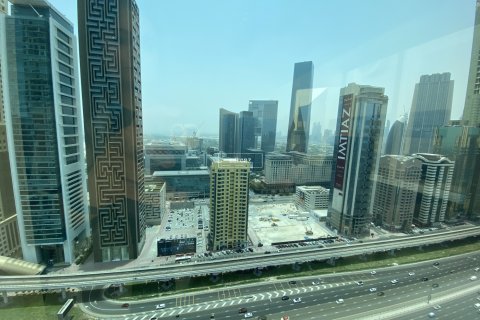 Office in Sheikh Zayed Road, Dubai, UAE 186.1 sq.m. № 624250 - photo 15