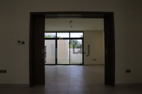 Villa on the Yas Island, Abu Dhabi, UAE 5 bedrooms, 719 sq.m. № 624161 - photo 8