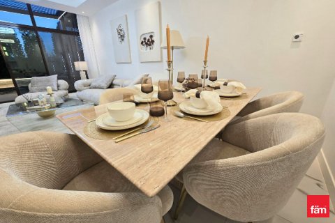 Maison de ville à vendre à  Dubai, EAU 4 chambres, 207.9 m2 № 693134 - photo 7