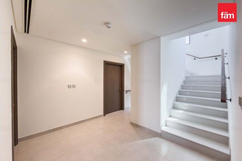 Villa til leie i Dubai, Emiratene 4 soverom, 456 kvm Nr. 722767 - Foto 5