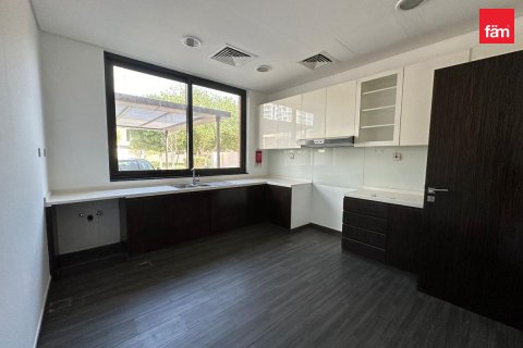 Radhus uthyres i Dubai, UAE 3 sovrum, 326.9 kvm Nr. 722764 - fotografi 3
