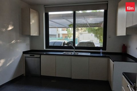 Radhus uthyres i Dubai, UAE 3 sovrum, 326.9 kvm Nr. 722764 - fotografi 13