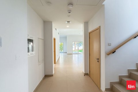Villa uthyres i Dubai, UAE 4 sovrum, 400.5 kvm Nr. 717929 - fotografi 5