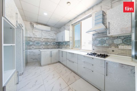 Villa para venda em Dubai, EAU 6 quartos, 617.1 m2 № 717930 - foto 12