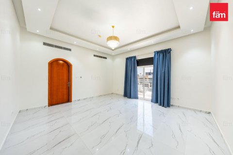 Villa para venda em Dubai, EAU 6 quartos, 617.1 m2 № 717930 - foto 8
