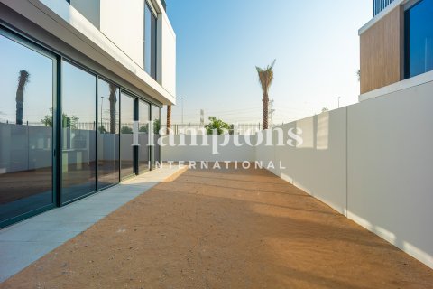 Villa in Arabian Ranches 3, Dubai, UAE 4 bedrooms, 302.21345900 sq.m. № 659949 - photo 6