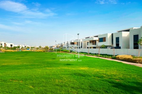 Terreno en venta en Yas Island, Abu Dhabi, EAU 734 m2 № 716384 - foto 7