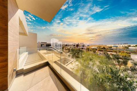 Terreno en venta en Yas Island, Abu Dhabi, EAU 734 m2 № 716384 - foto 5