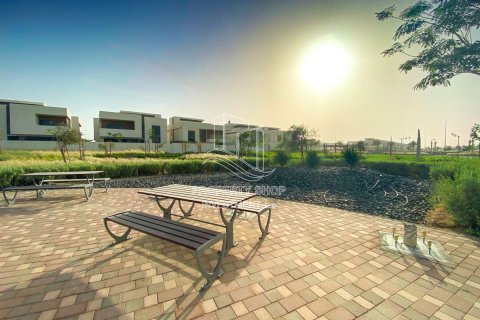 Terreno en venta en Yas Island, Abu Dhabi, EAU 734 m2 № 716384 - foto 9