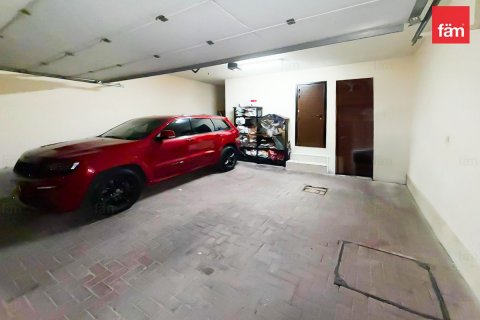 Shtëpi në qytet në Dubai, Emiratet e Bashkuara Arabe 3 dhoma gjumi, 367.9 m2. № 614336 - Foto 28