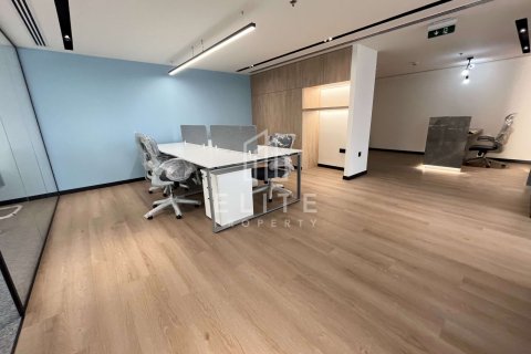 משרד למכירה ב Jumeirah Lake Towers, Dubai, איחוד האמירויות  112 מ"ר, מספר 620210 - תמונה 1