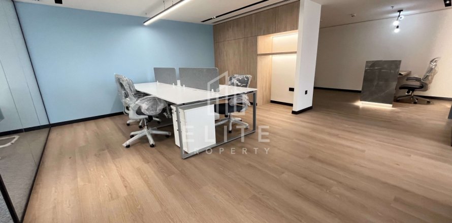 משרד ב Jumeirah Lake Towers, Dubai, איחוד האמירויות 112 מ"ר מספר 620210