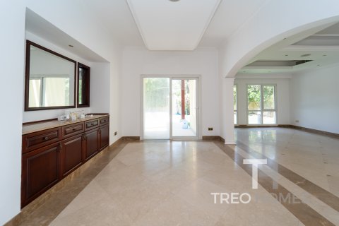 Vila v Meadows, Dubai, SAE 5 ložnice, 353 m² Č.: 586561 - fotografie 2