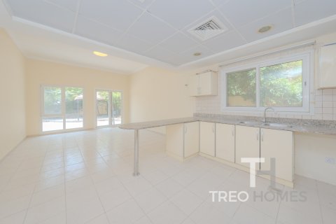 Villa in affitto a Meadows, Dubai, EAU 5 camere da letto, 570 mq. № 586567 - foto 3