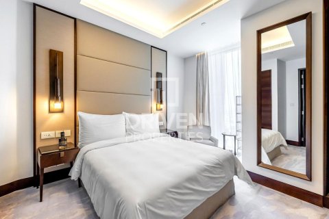 Apartament na sprzedaż w Downtown Dubai (Downtown Burj Dubai), Dubai, ZEA 3 sypialnie, 188 mkw., nr 683240 - zdjęcie 2