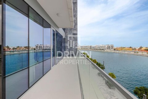 Apartment in Al Wasl, Dubai, UAE 2 bedrooms, 170 sq.m. № 655504 - photo 8