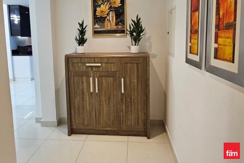 Huoneisto Business Bay, Dubai, Arabiemiraatit 2 makuuhuonetta, 126.1 m2 № 699870 - kuva 7