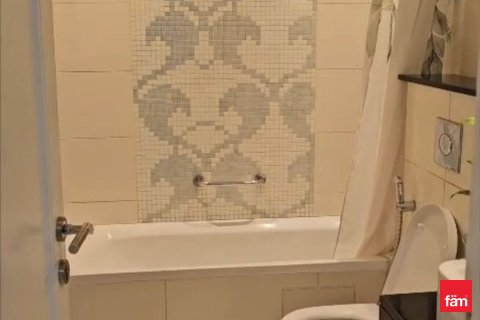 Huoneisto Business Bay, Dubai, Arabiemiraatit 2 makuuhuonetta, 126.1 m2 № 699870 - kuva 10