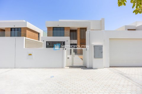 阿联酋 Abu Dhabi Saadiyat Island 待租 : 538 平方米 , 编号594589 - 照片 1
