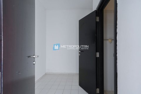 Commercial property in Al Reef, Abu Dhabi, UAE 5 bedrooms, 273 sq.m. № 594577 - photo 15