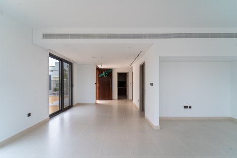 Vila v Dubai Sports City, SAE 4 spálne, 269 m2 č. 734392 - Fotografia 5