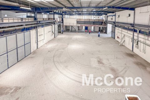 Magazinë në Al Quoz, Dubai, Emiratet e Bashkuara Arabe 5759.99 m2. № 587330 - Foto 2