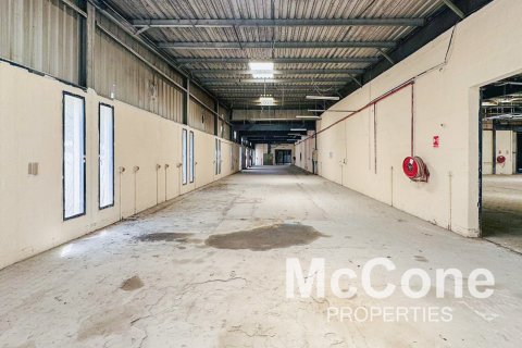 Magazinë në Al Quoz, Dubai, Emiratet e Bashkuara Arabe 5759.99 m2. № 587330 - Foto 10