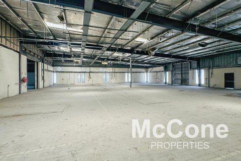 Magazinë në Al Quoz, Dubai, Emiratet e Bashkuara Arabe 5759.99 m2. № 587330 - Foto 6