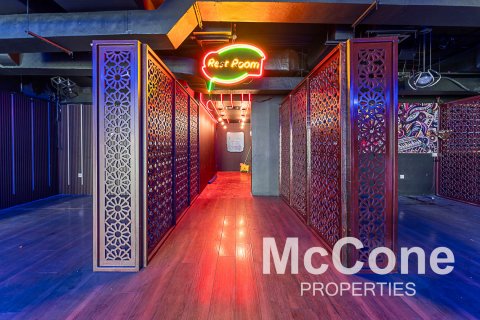 Obchod v Dubai, SAE 1114.84 m² Č.: 587326 - fotografie 13