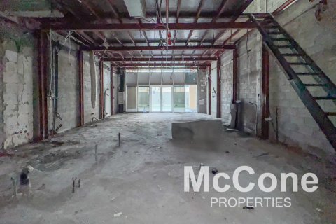 Business Bay, Dubai, BAE’de kiralık shop 113.99 m&sup2; No 587331 - fotoğraf 10