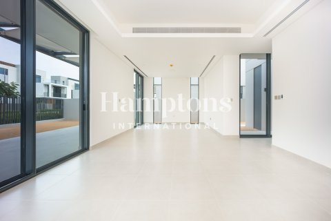 Vilë në Arabian Ranches 3, Dubai, Emiratet e Bashkuara Arabe 5 dhoma gjumi, 447.97826600 m2. № 719383 - Foto 2