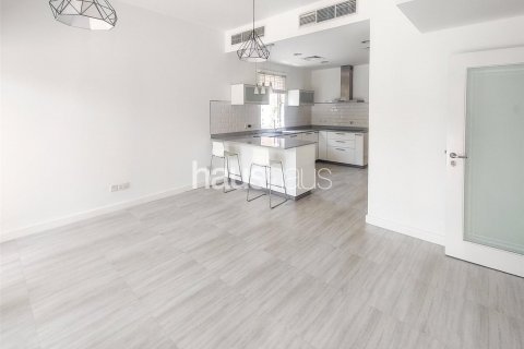 ویلا برای اجاره در Arabian Ranches، Dubai، امارات متحده عربی 3 خوابه ، 309 متر مربع ، شماره 626741 - تصویر 6