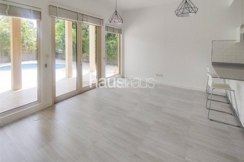 ویلا برای اجاره در Arabian Ranches، Dubai، امارات متحده عربی 3 خوابه ، 309 متر مربع ، شماره 626741 - تصویر 9