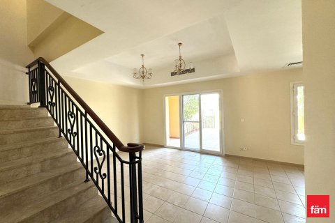 Dubai, UAE의 임대용 타운하우스 침실 2개, 207.6제곱미터 번호 661625 - 사진 3