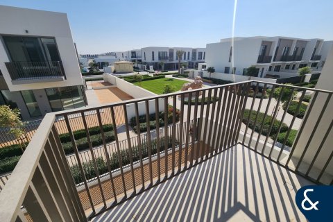 Villa en alquiler en The Valley, Dubai, EAU 4 dormitorios, 272 m2 № 685155 - foto 24