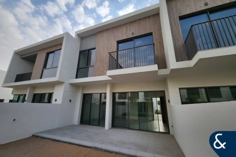 The Valley、Dubai、UAE にあるタウンハウスの賃貸物件 3ベッドルーム、174 m2、No685154 - 写真 2