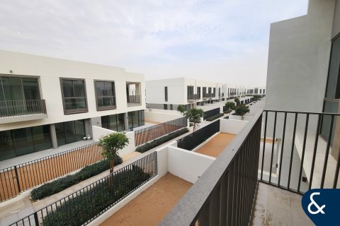 The Valley、Dubai、UAE にあるタウンハウスの賃貸物件 3ベッドルーム、174 m2、No685154 - 写真 3