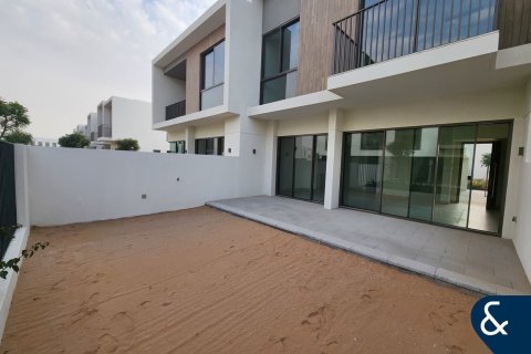 The Valley、Dubai、UAE にあるタウンハウスの賃貸物件 3ベッドルーム、174 m2、No685154 - 写真 12