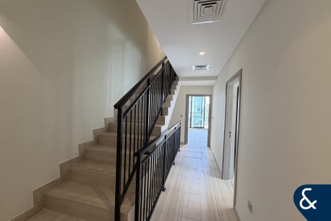 Radhus uthyres i DAMAC Hills (Akoya by DAMAC), Dubai, UAE 6 sovrum, 328 kvm Nr. 685156 - fotografi 21