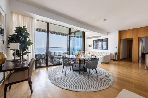 Apartment til salg i Jumeirah, Dubai, UAE 2 soveværelser, 179 kvm № 601575 - foto 3