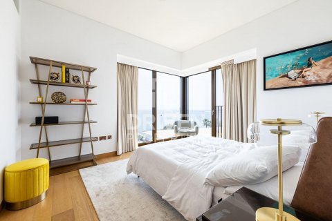 Apartment til salg i Jumeirah, Dubai, UAE 2 soveværelser, 179 kvm № 601575 - foto 14